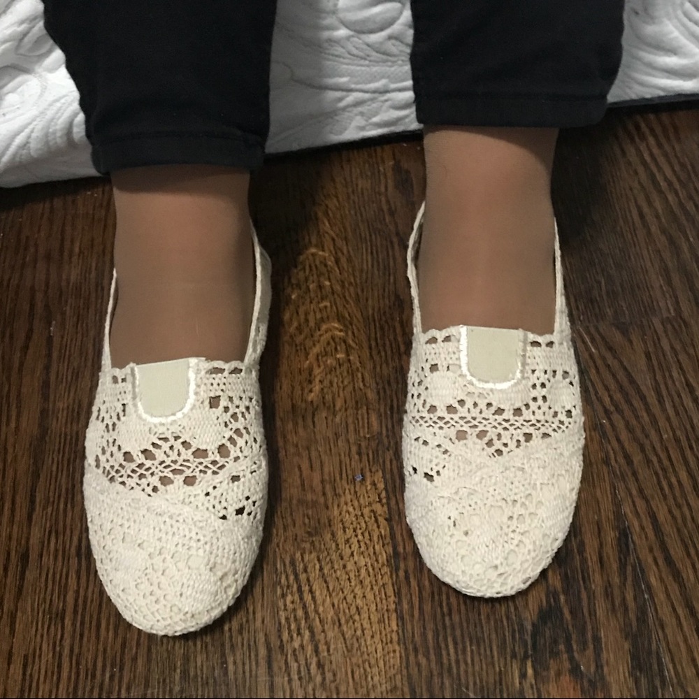 Flats - Picture 2 of 4